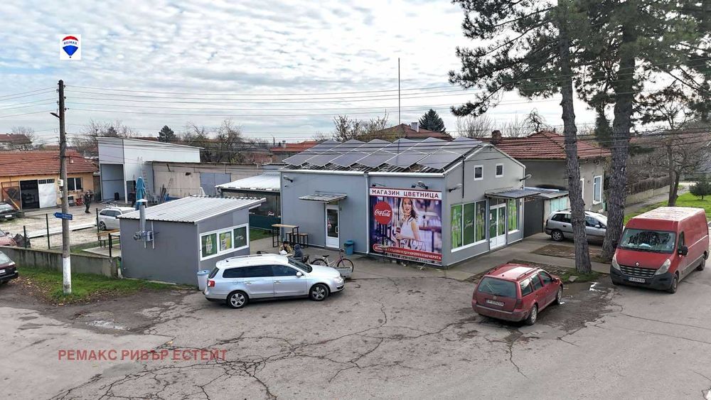 Търговски обект за продажба в с. Сандрово