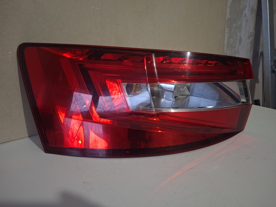 Ляв Стоп Skoda SuperB 3V5945207A