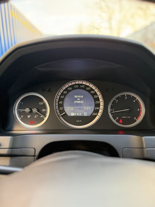 Mercedes Benz C200
