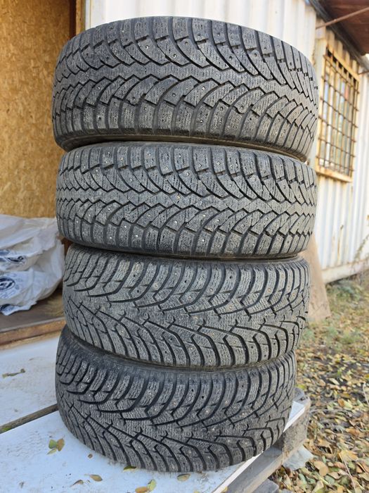 Продам зимние шины