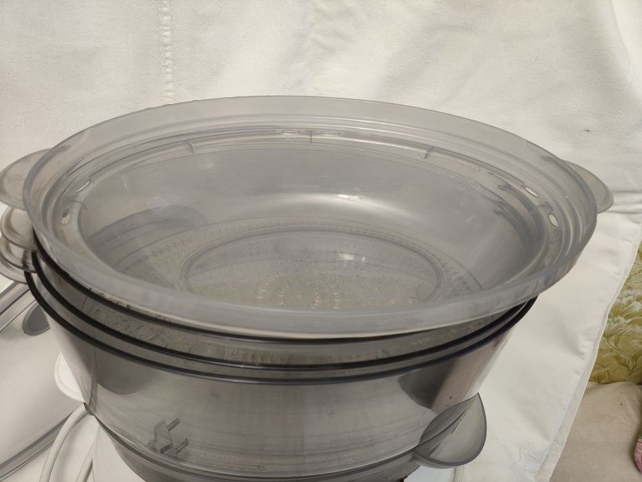 Продам пароварку PHILlPS