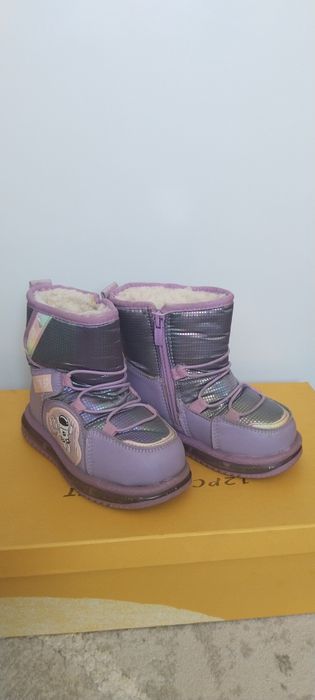 Продам зимние сапожки