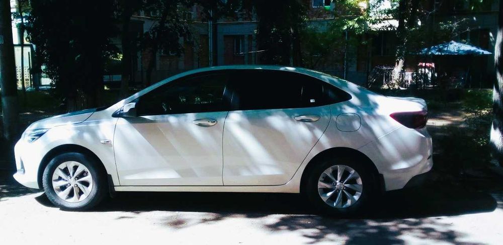 chevrolet  Onix сотилади краска тоза хужжатлари жойида