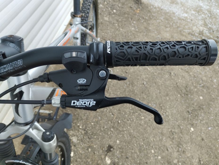 Велосипед Specialized Rockhopper