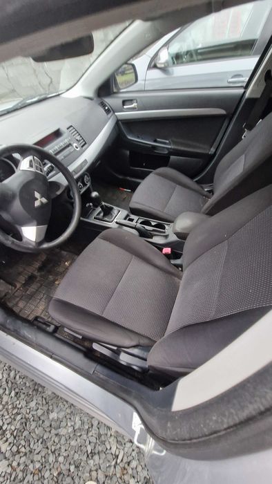 Mitubishi Lancer 1.6 i