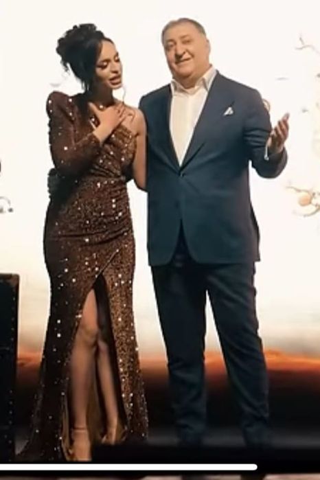 Vând rochie eleganta de ocazie pentru dama