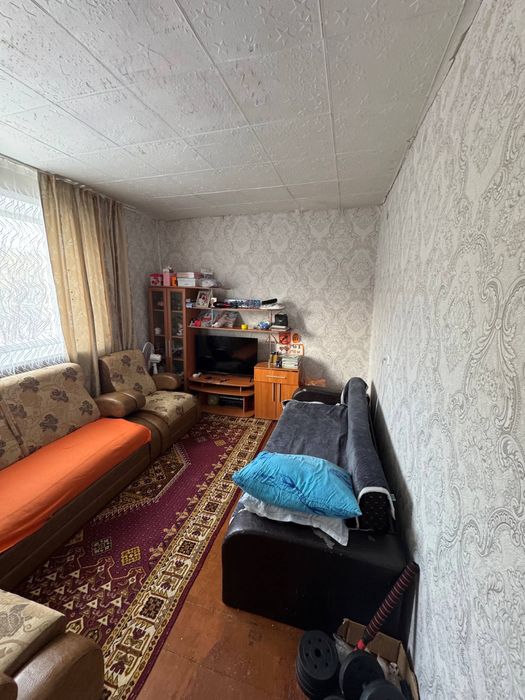 Продам 2 комнатную квартиру