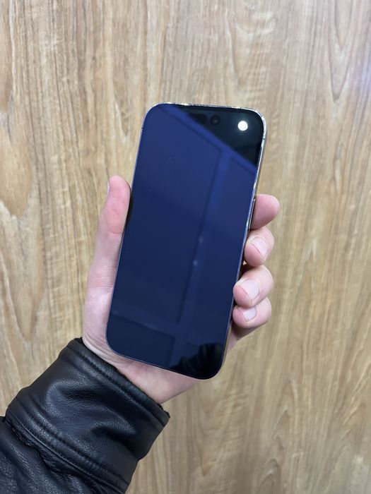 Iphone 14 pro Purple