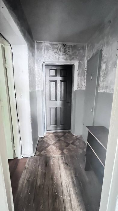 Срочно продается 1 ком квартира в новои 3 этаж