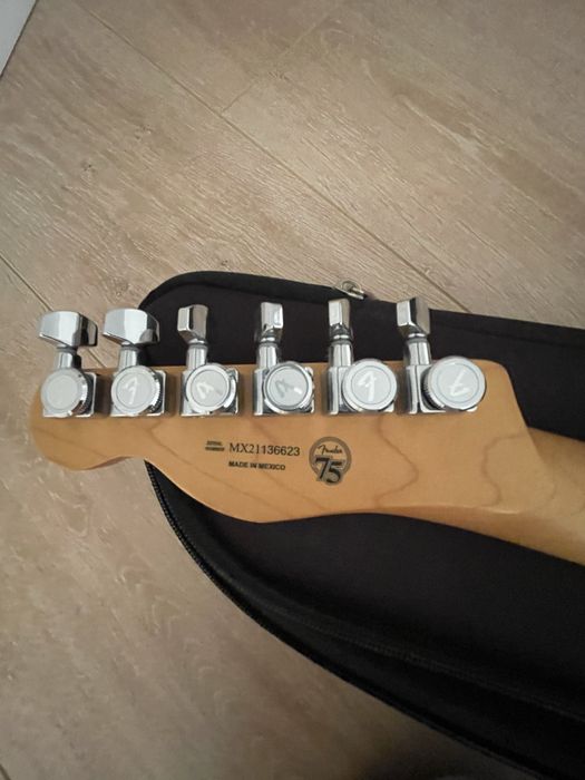 Fender telecaster player plus