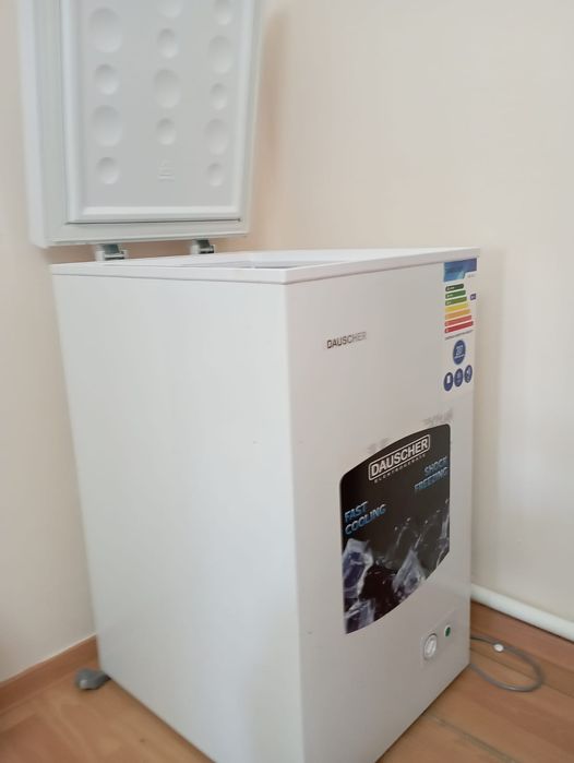 Продам морозильную камеру