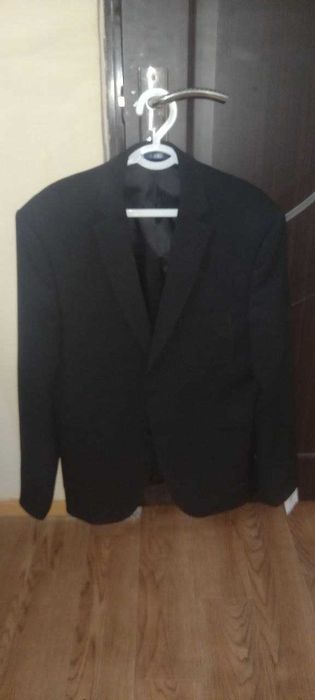 продаю мужской пиджак