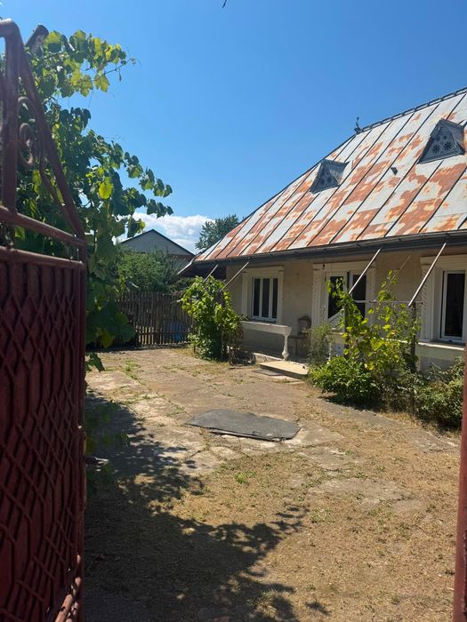 Casă Moinești Str. Ștefan Luchian