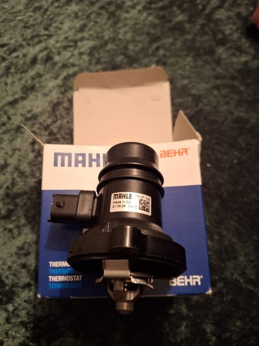 Термостат за опел или шевролет MAHLE