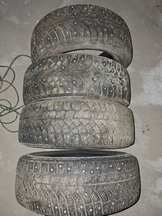 Продам зимние шины R16