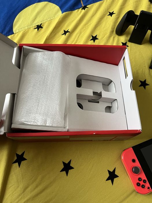 NINTENDO SWITCH  folosit foarte putin!
