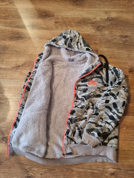 Мужская теплая куртка от фирмы Nike