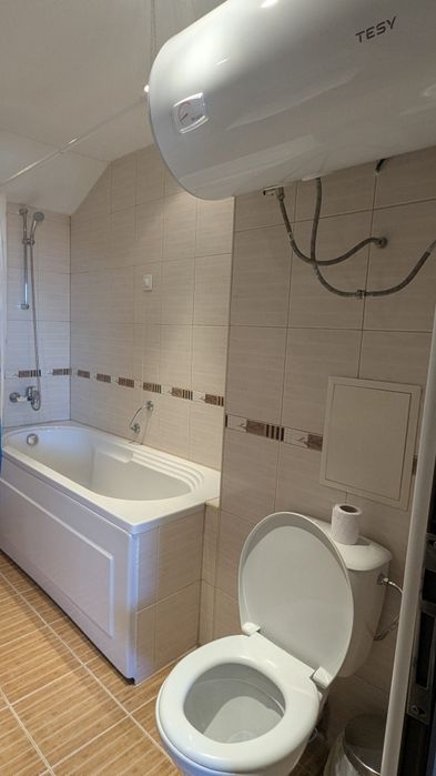 Просторен апартамент изглед към планината