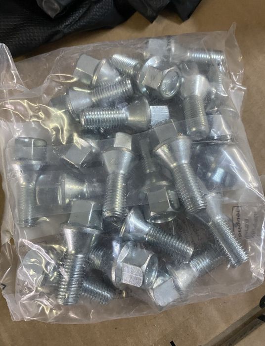 Jante 16 roti iarna Noi Audi A3 VW Golf Skoda Oct anv iarna 205/55R16