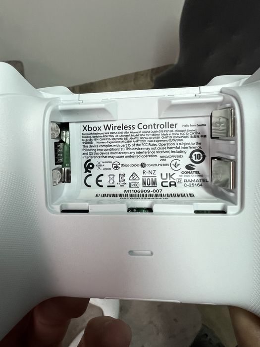 Controller Microsoft Xbox Series X/S Robot White Nou Garantie 12 Luni