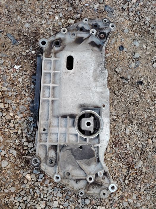 Преден мост за Голф 5 Ауди А3 Сеат Леон Шкода Октавия / VW Audi Skoda