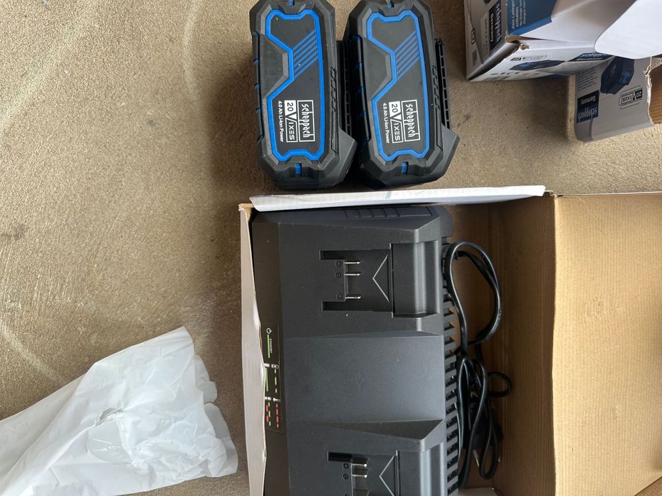 Стартов комплект Батерия 4Ah и Зарядно Scheppach