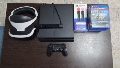 Продам игровую приставку  PS4