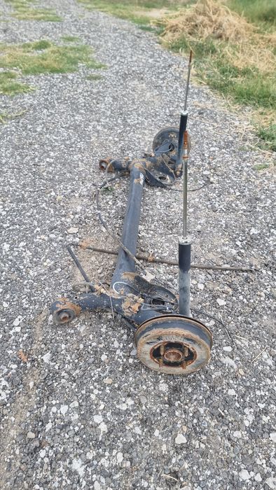 Punte spate toyota yaris 2006-2011