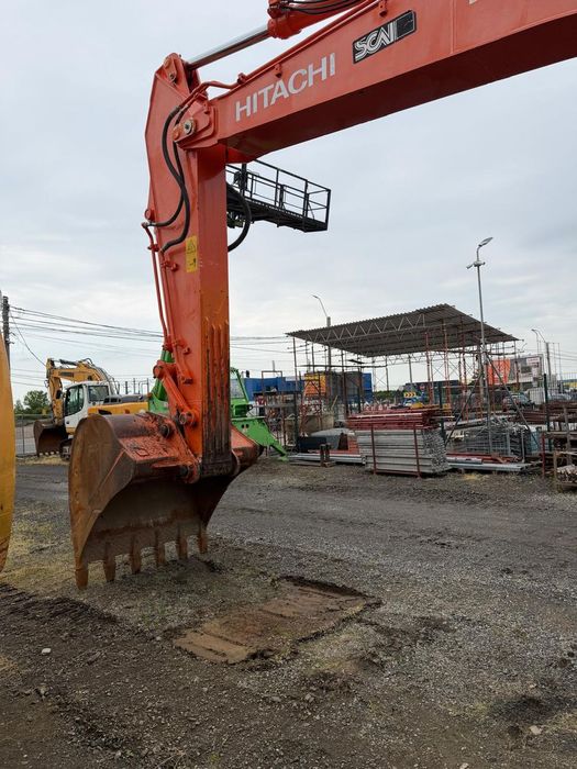 Hitachi ZX 290LCN-5B Excavator 30 TO Baia Mare • OLX.ro