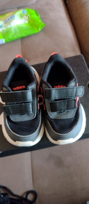 Маратонки Adidas