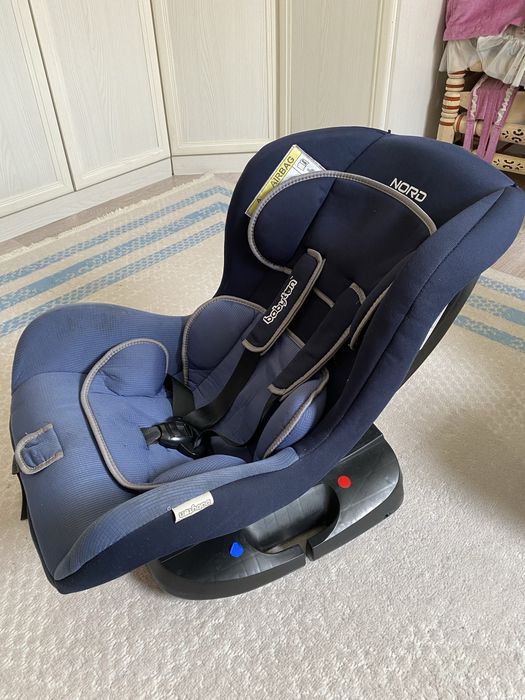 Продам автокресла детские