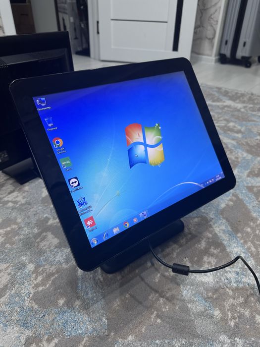 Продам Pos моноблок AT709