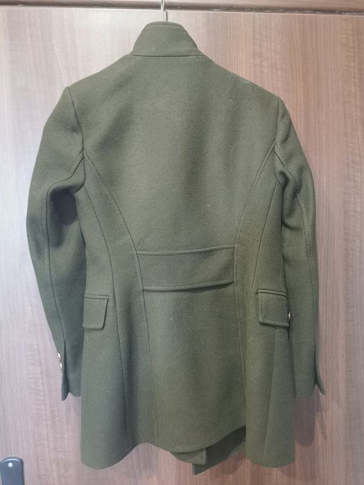 Вълнено палто  на Zara