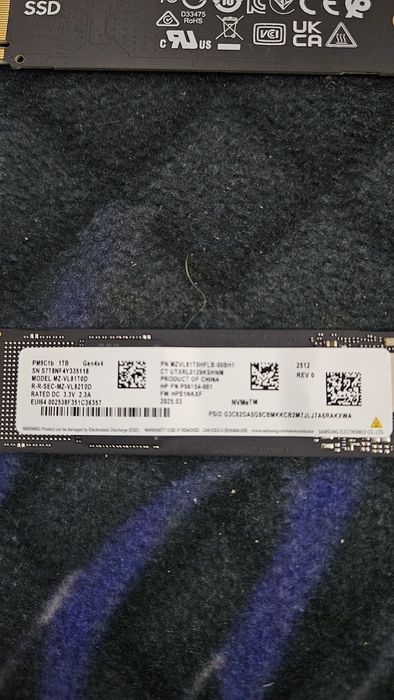 SSD Samsung 1 TB Noi Nefolositi.Preṭ fix!