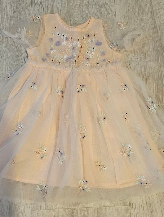 Vand rochie fetita serbare