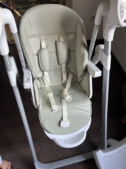 Стульчик для кормление и шезлонг-качалка