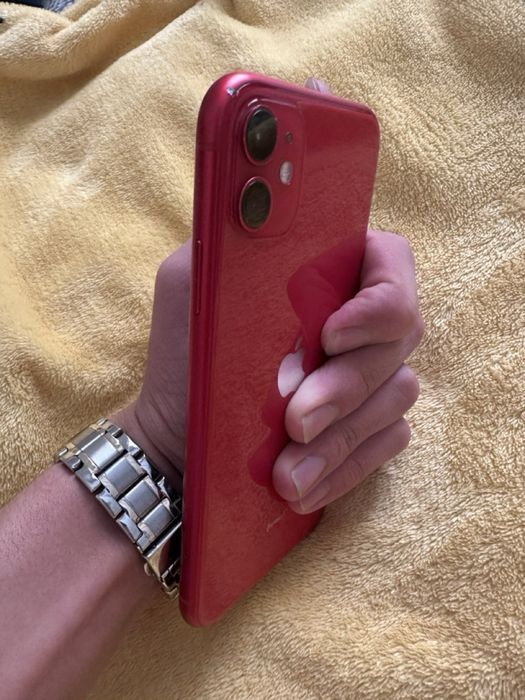 Iphone 11 sotiladi b\U