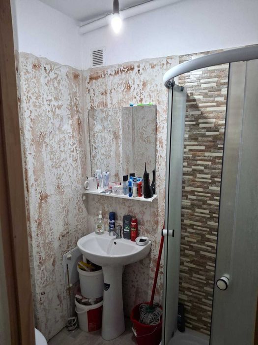 Garsoniera de vanzare