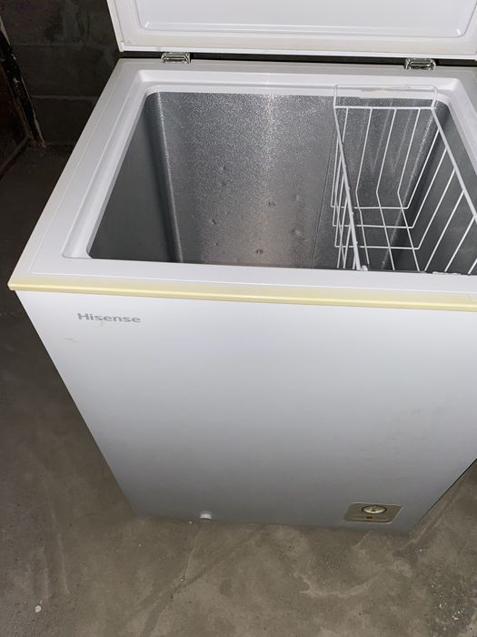 Продам морозильник