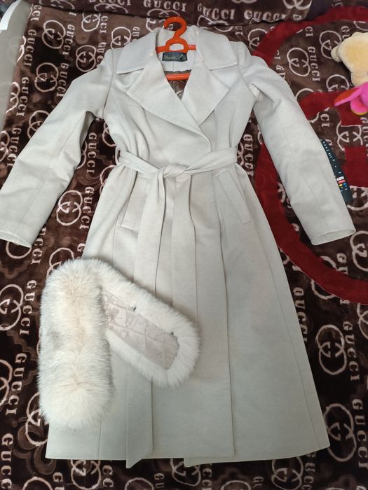 Turetskiy palto sotiladi xolati ideal yangi