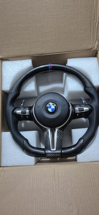 Volan nou M Performance carbon BMW f10, f30, f15, f16, f25, f11, f07 f