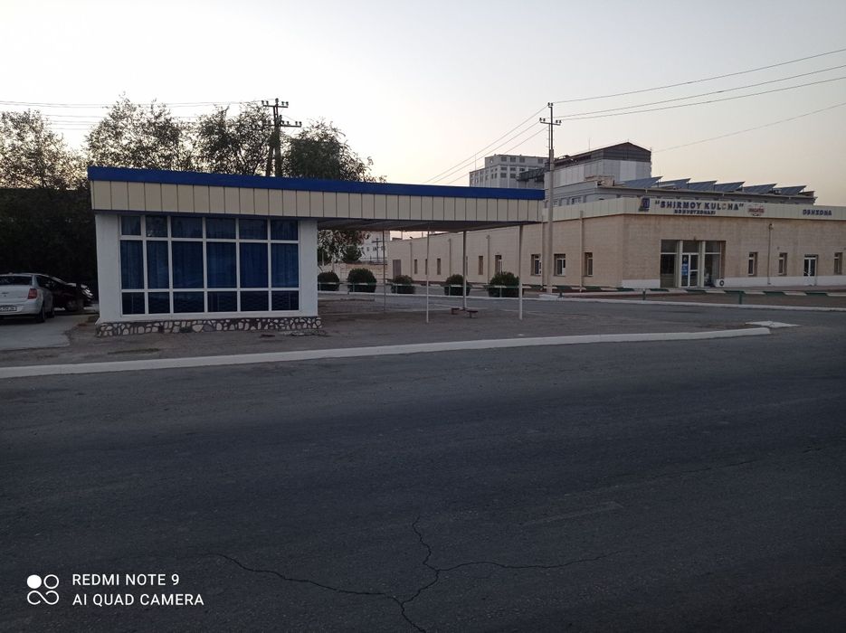 Навоий шахар спутникда магазин сотилади