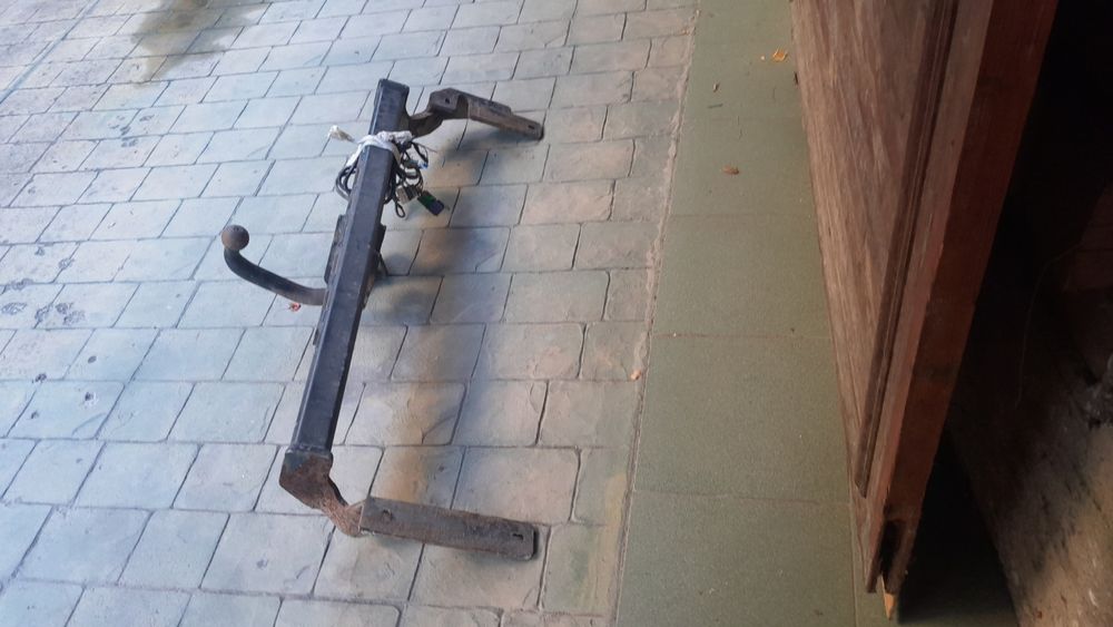 Теглич за автомобил