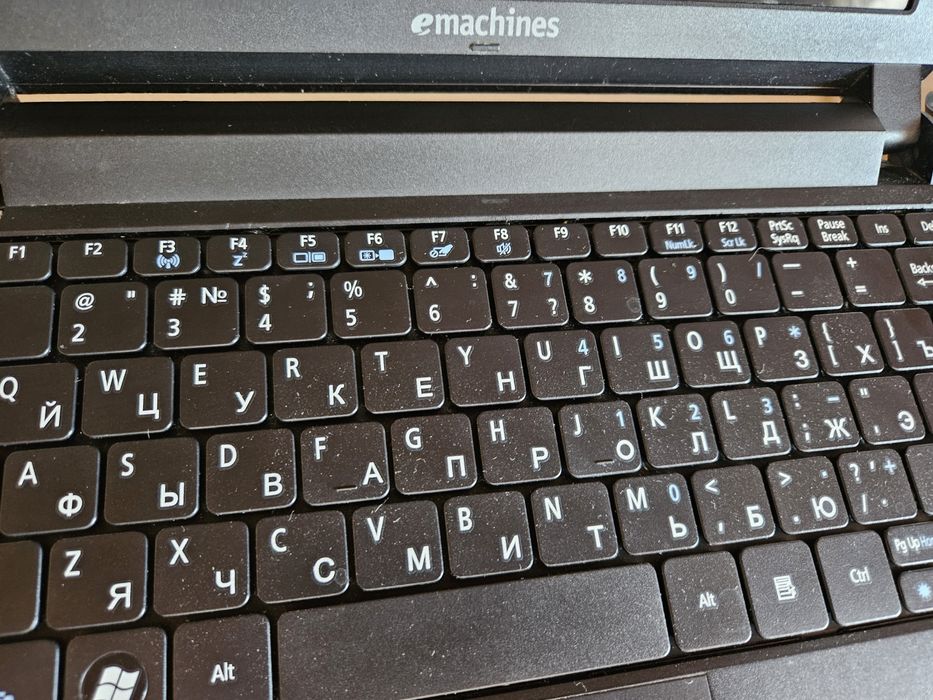 Нетбук netbook emachines