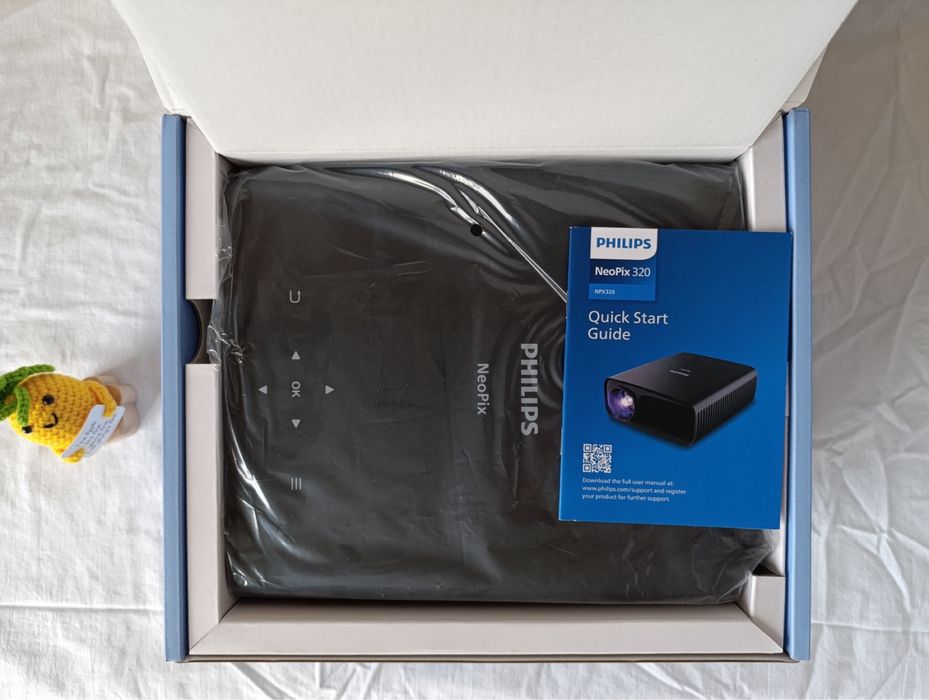 Philips NeoPix 320 Full HD проектор – чисто нов