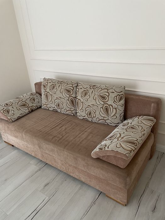 Продам диван в отличном состоянии