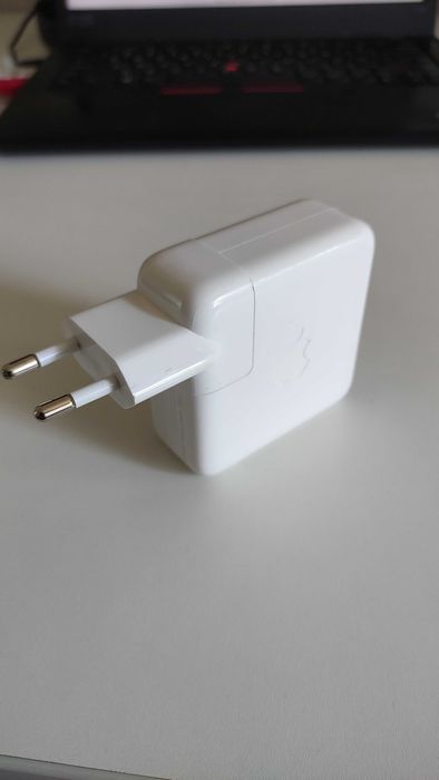 Apple 70W USB-C Power Adapter - оригинално зарядно