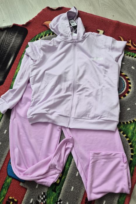 Дамски комоплект adidas