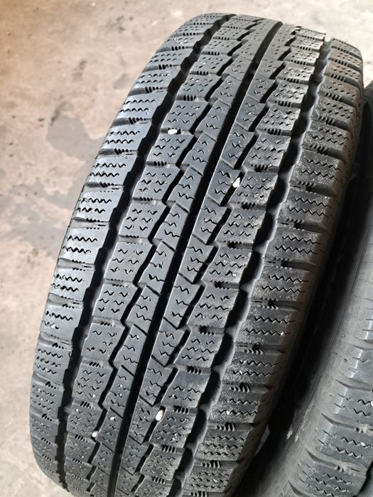 2 anvelope iarnă 205 65 r16 C Hankook