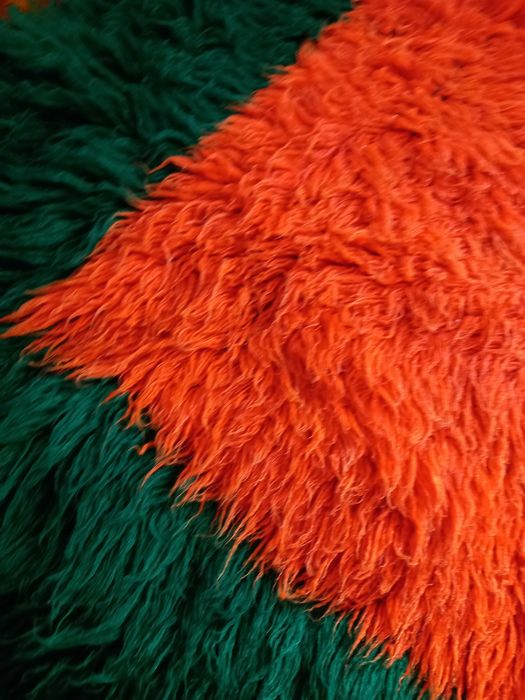 Нов вълнен китеник